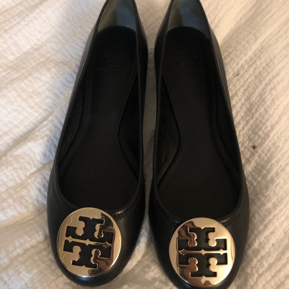 Tory Burch Reva Flat